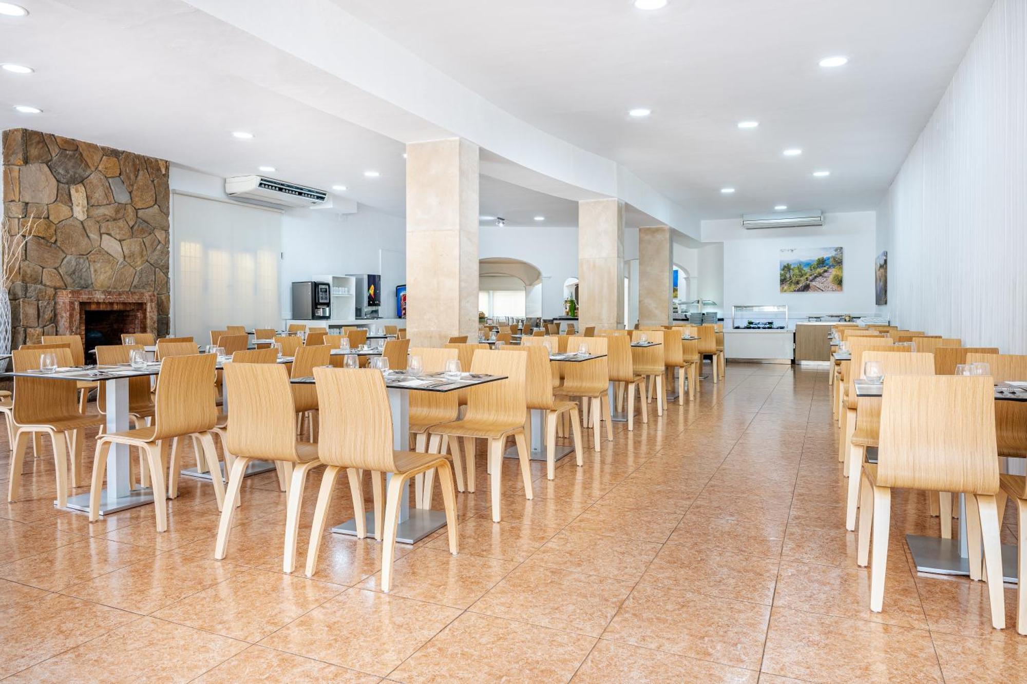 Globales Simar Hotel กาลาซานบีเซนเต ภายนอก รูปภาพ