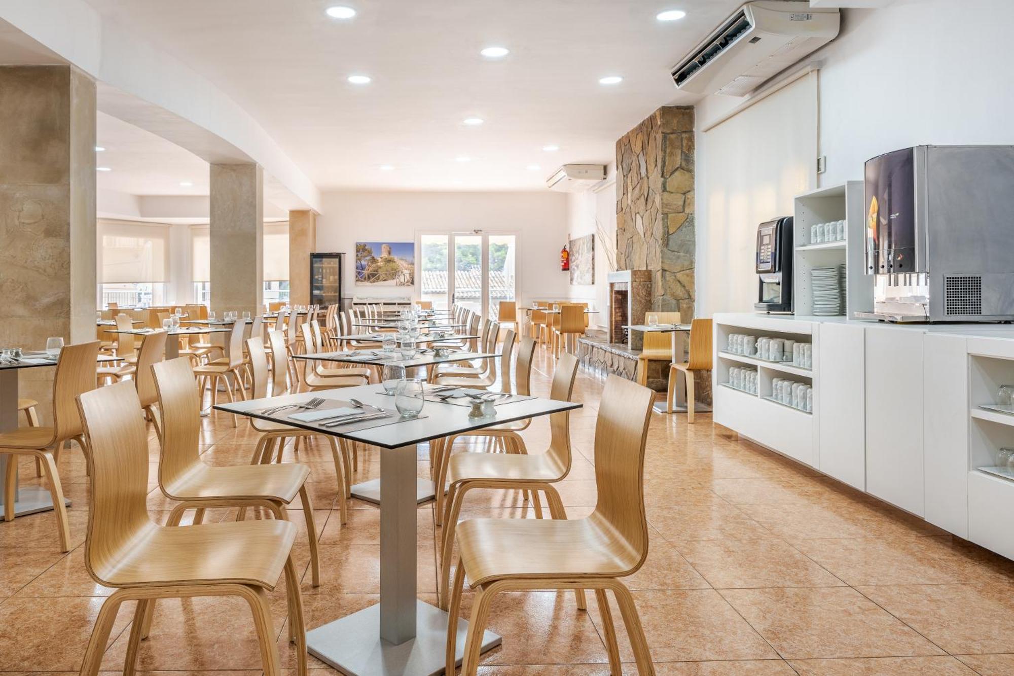Globales Simar Hotel กาลาซานบีเซนเต ภายนอก รูปภาพ