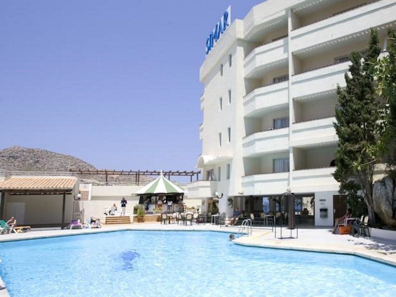 Globales Simar Hotel กาลาซานบีเซนเต ภายนอก รูปภาพ