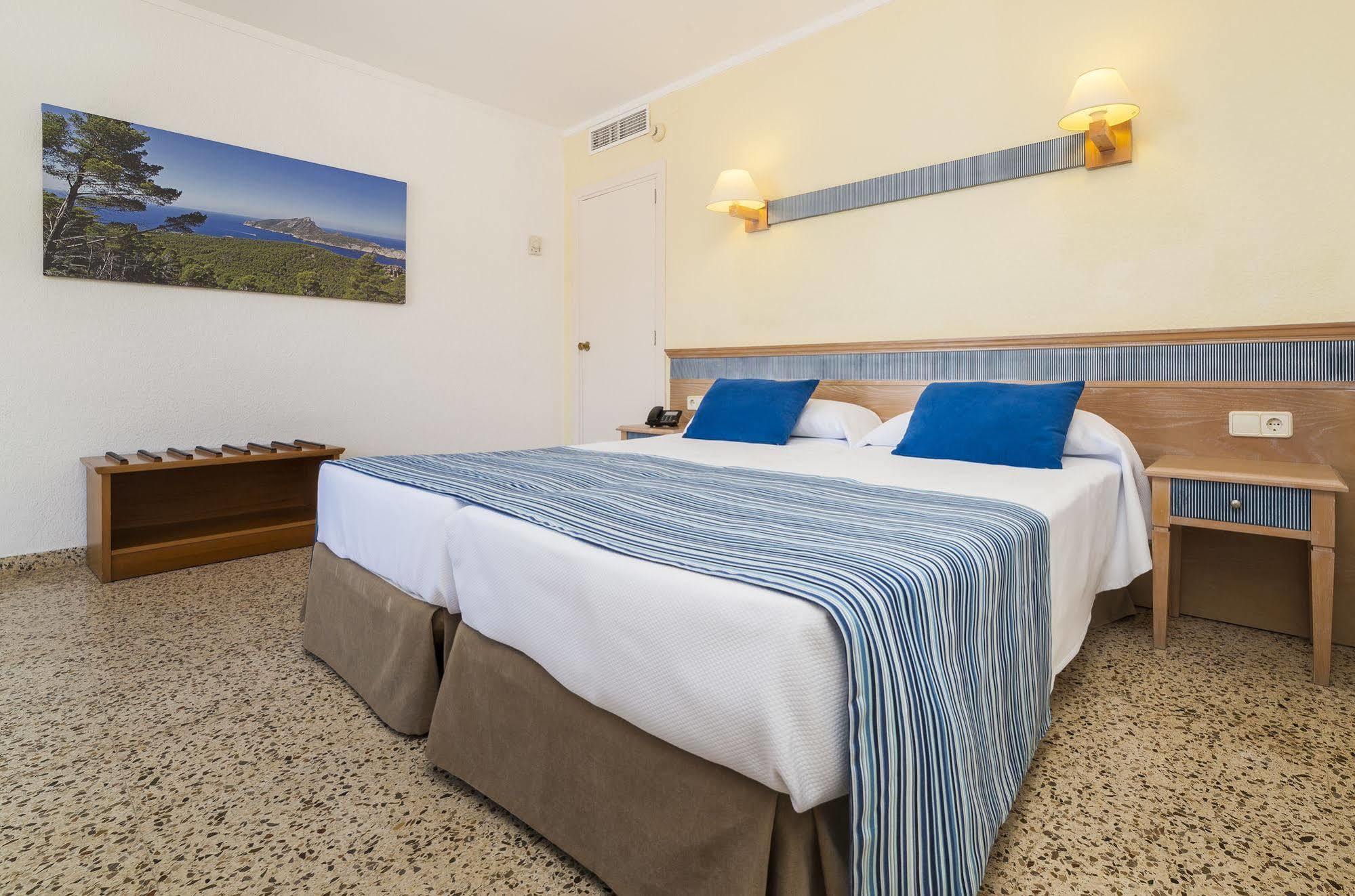 Globales Simar Hotel กาลาซานบีเซนเต ภายนอก รูปภาพ